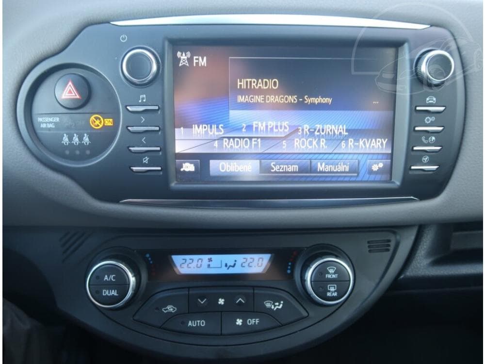 2018 Toyota YARIS - 12