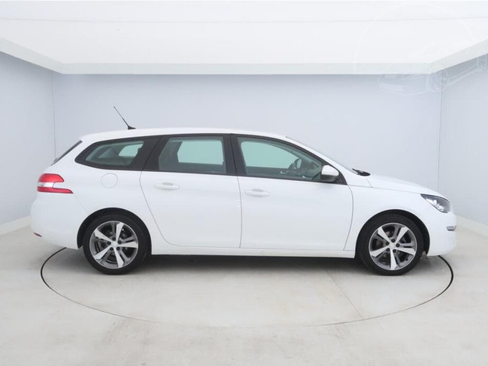 2015 Peugeot 308 - 6
