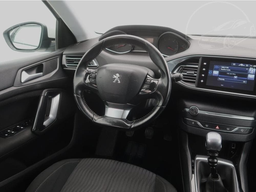2015 Peugeot 308 - 7