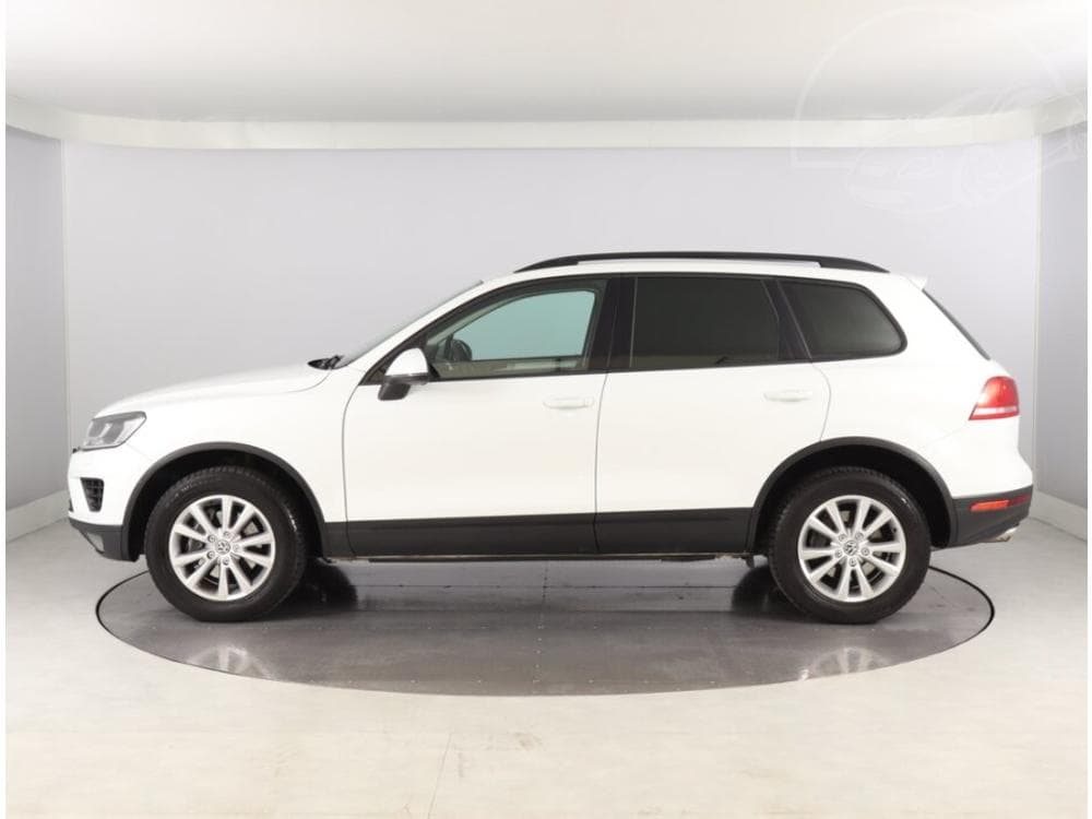 2016 Volkswagen TOUAREG - 7