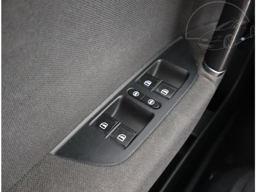 2016 Volkswagen TOUAREG - 43