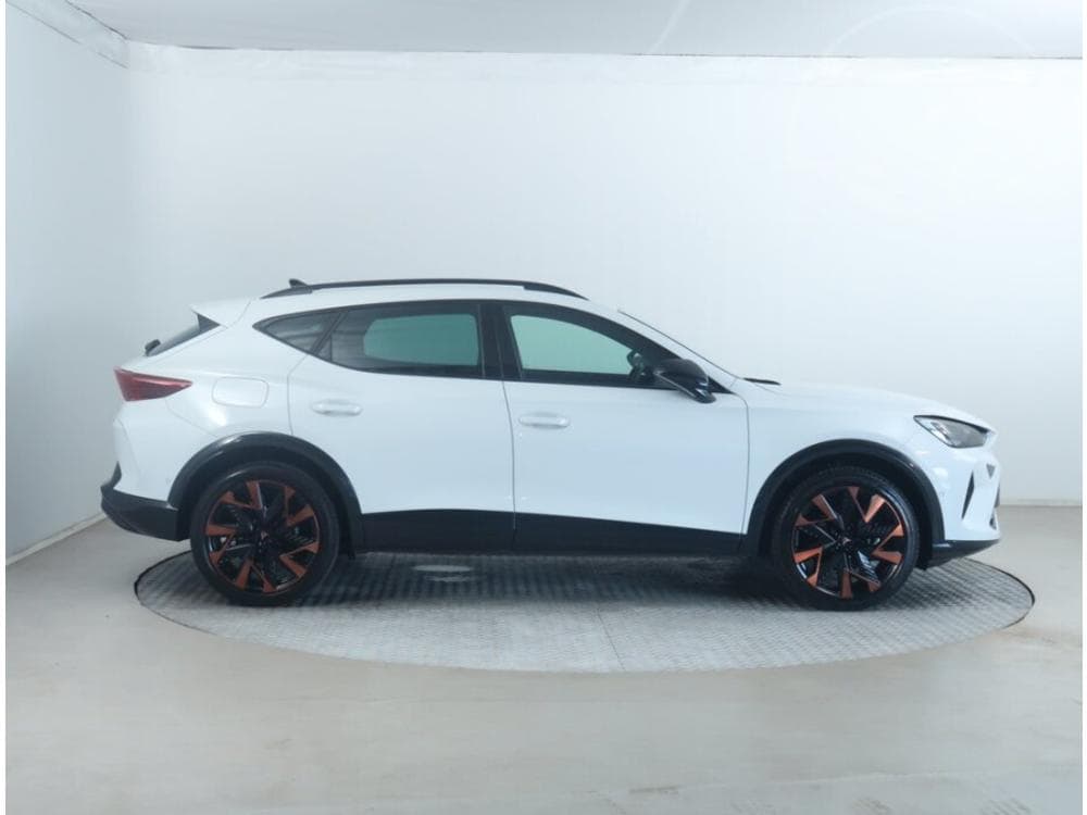 2025 Cupra FORMENTOR - 11