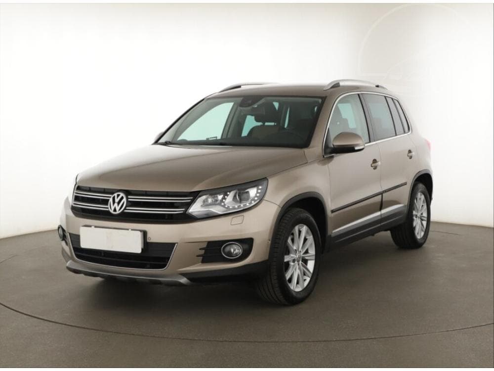 2012 Volkswagen TIGUAN - 2