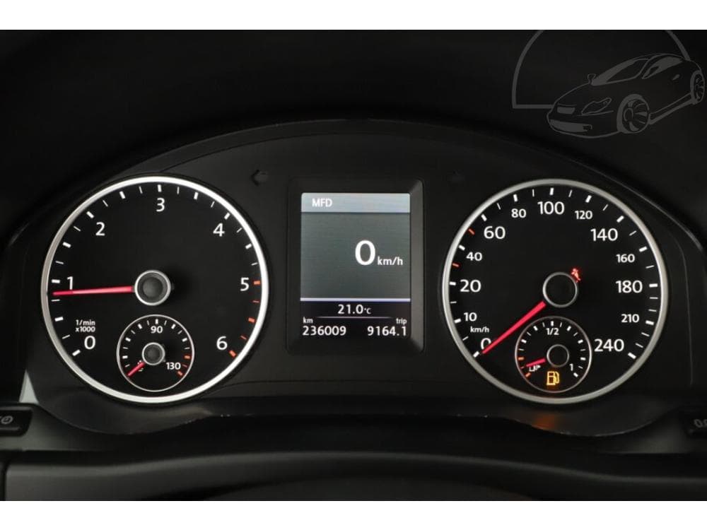 2012 Volkswagen TIGUAN - 8