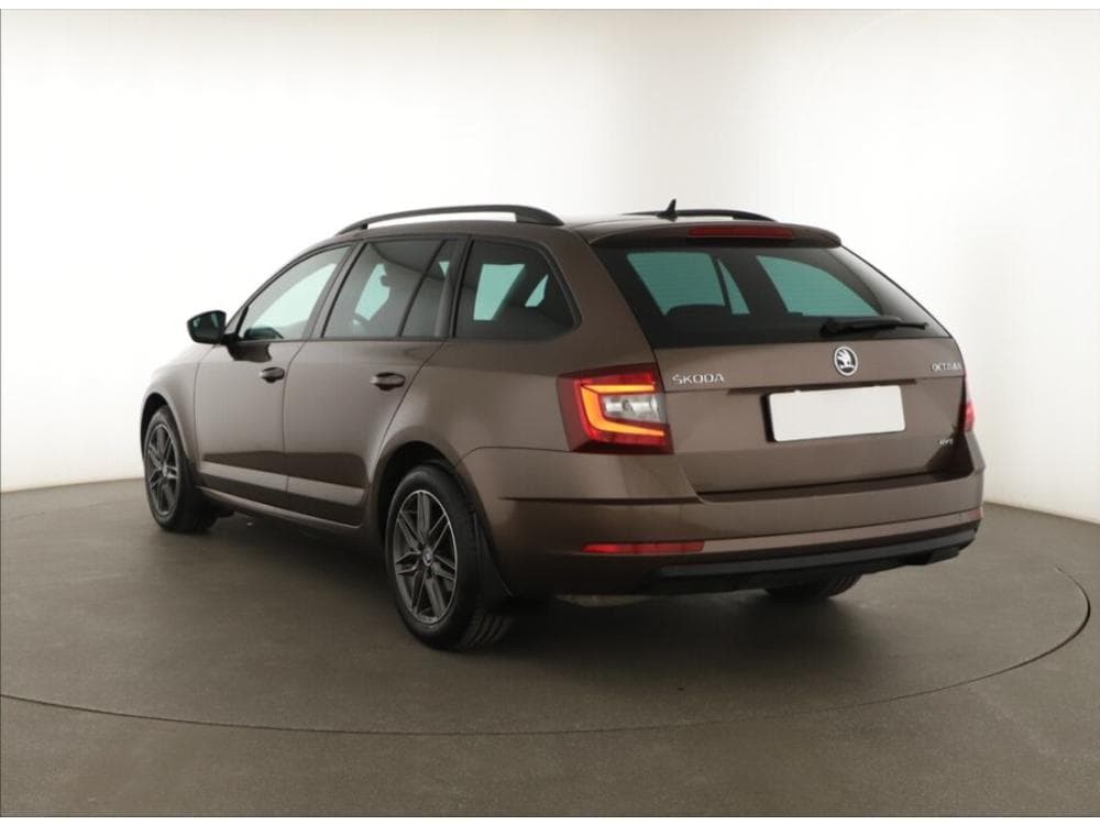 2019 Škoda OCTAVIA - 10