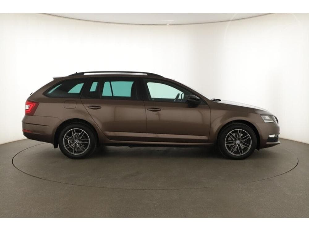 2019 Škoda OCTAVIA - 16