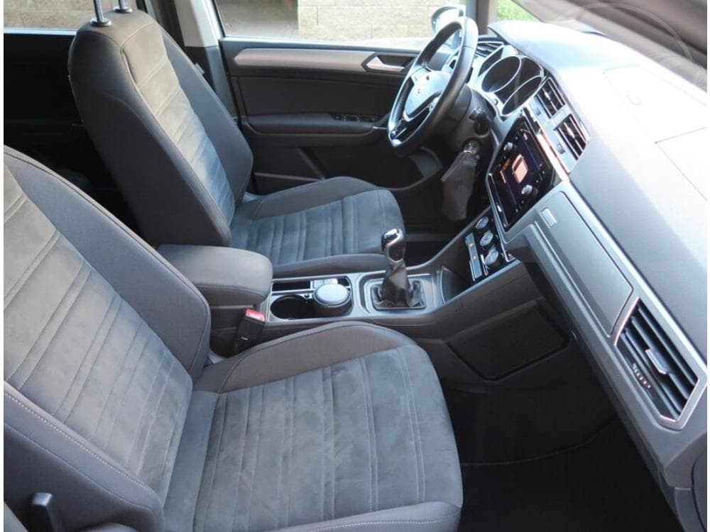 2020 Volkswagen TOURAN - 25