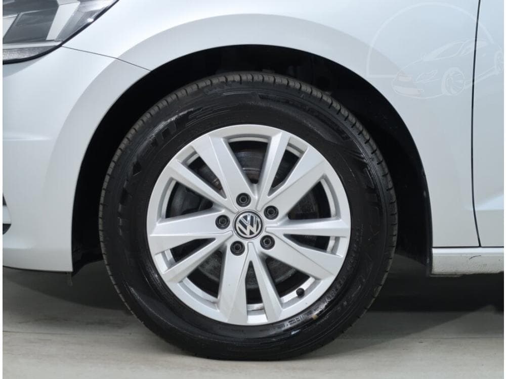 2020 Volkswagen TOURAN - 40