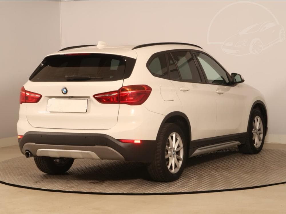 2016 BMW X1 - 5