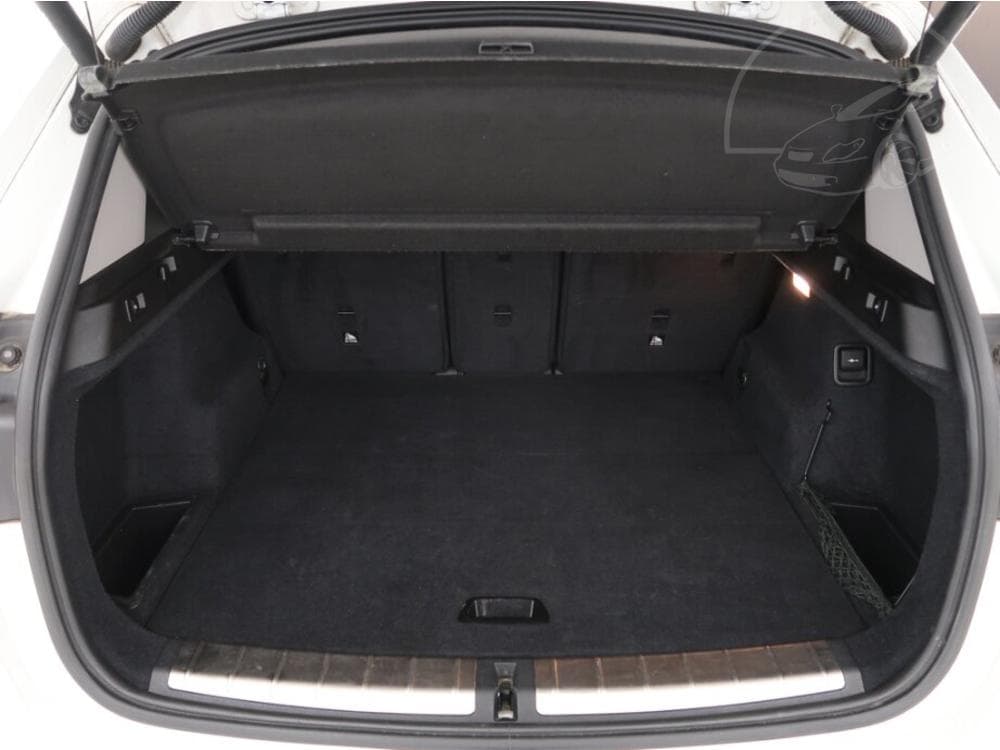 2016 BMW X1 - 14