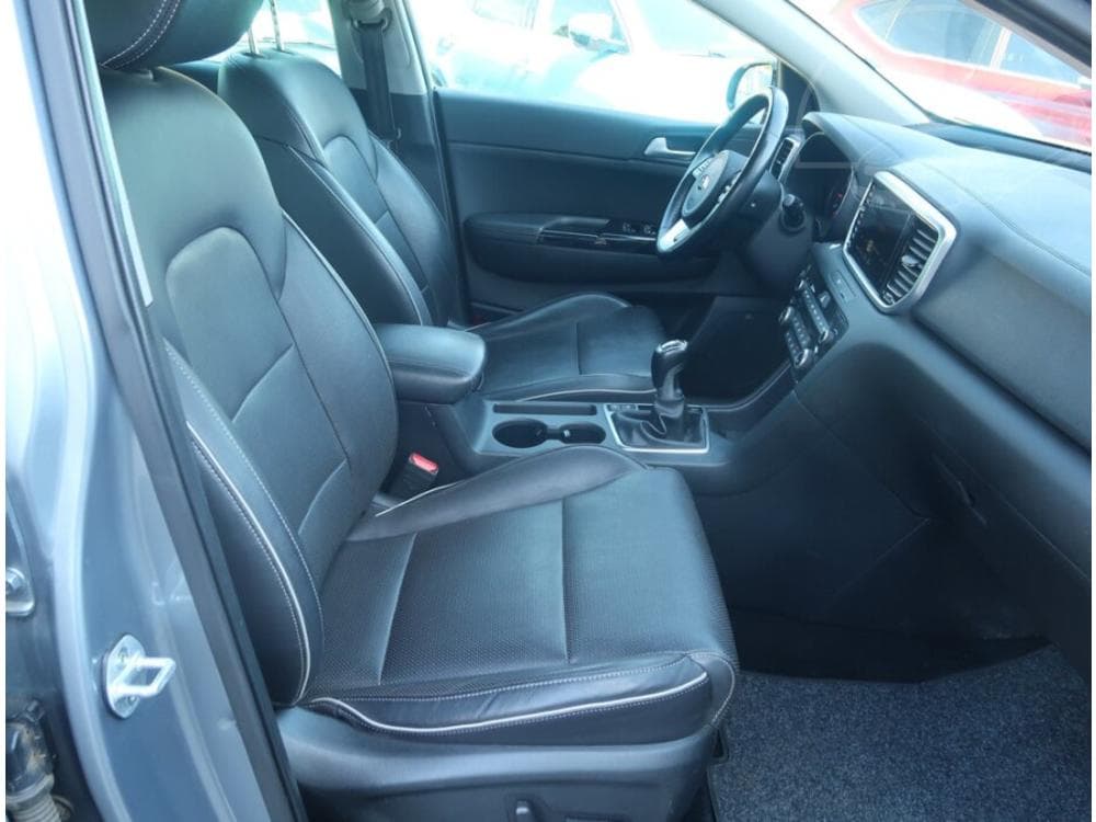 2019 Kia SPORTAGE - 25