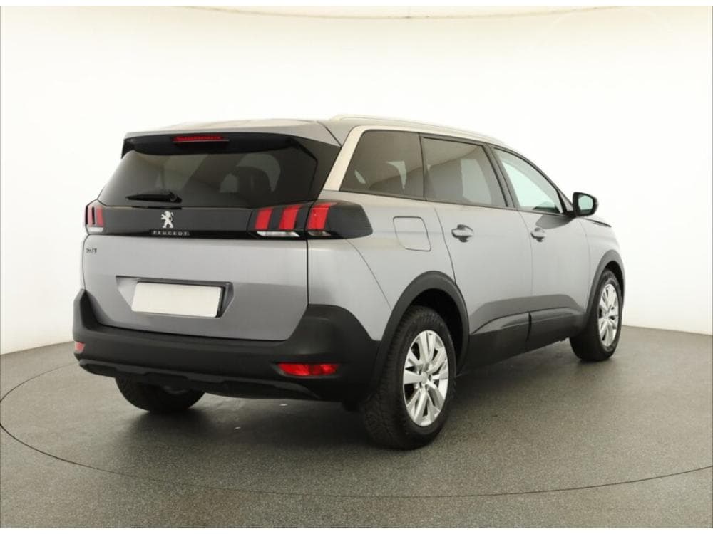 2019 Peugeot 5008 - 13