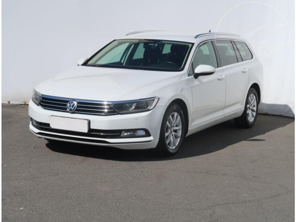 2015 Volkswagen PASSAT - 2