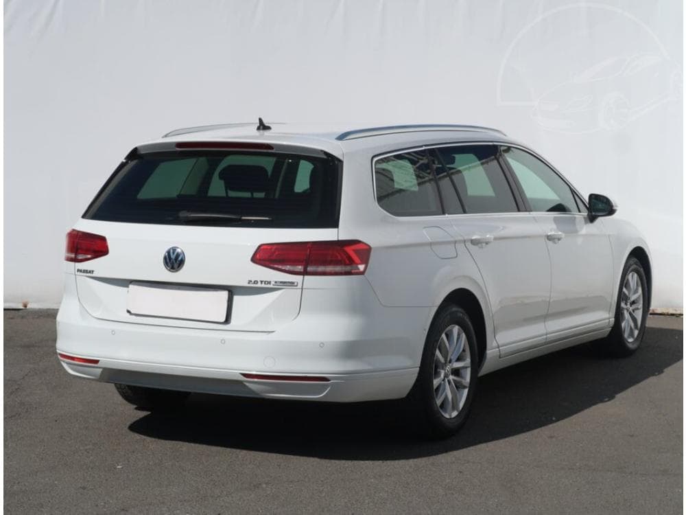 2015 Volkswagen PASSAT - 5