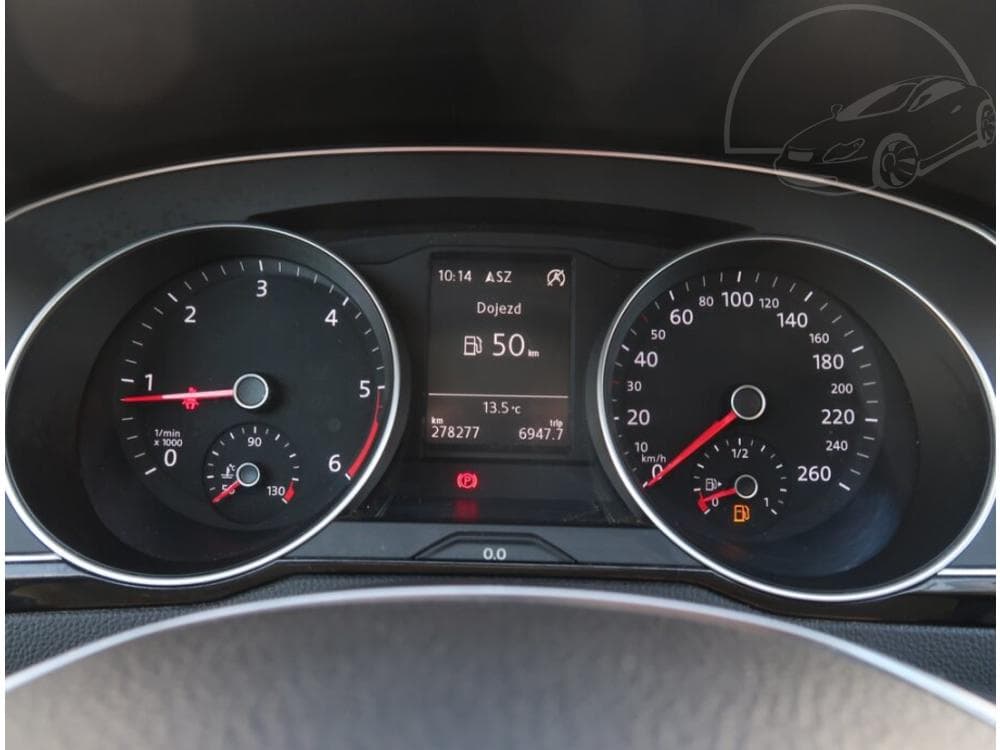 2015 Volkswagen PASSAT - 11