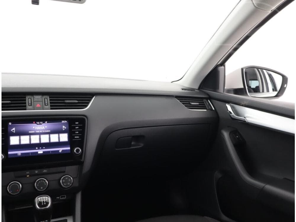 2018 Škoda OCTAVIA - 8