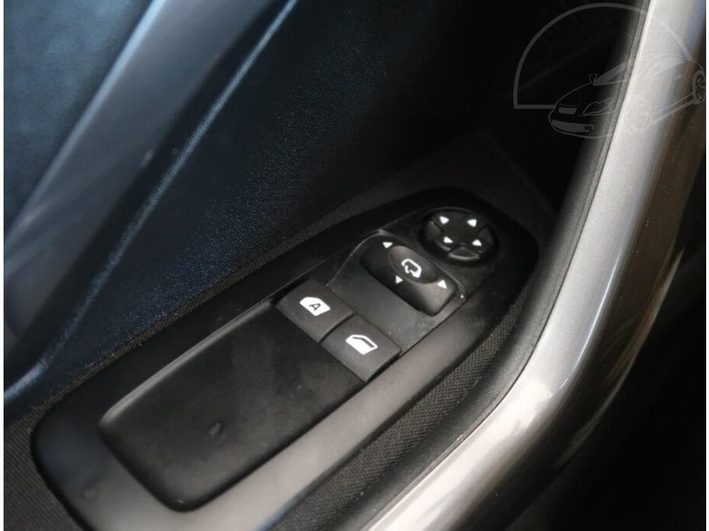 2019 Peugeot 2008 - 14