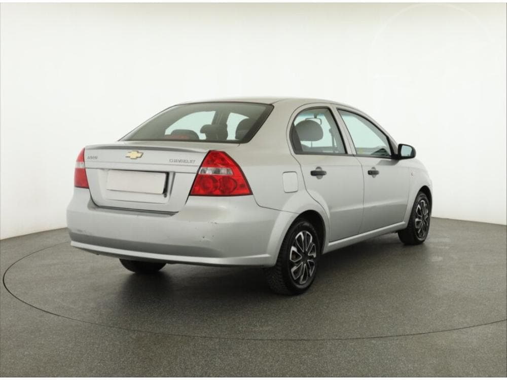 2010 Chevrolet AVEO - 5
