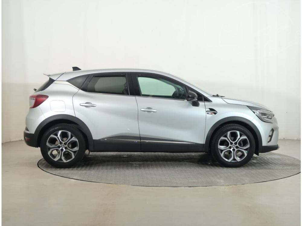 2023 Renault CAPTUR - 16