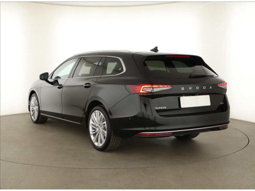 2024 Škoda SUPERB - 10