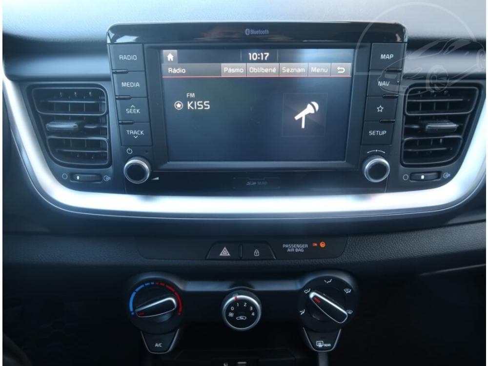 2017 Kia STONIC - 12