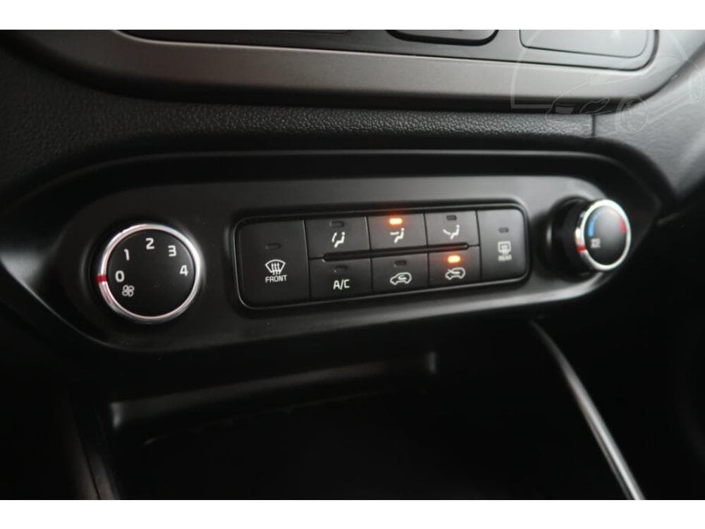 2013 Kia CARENS - 13