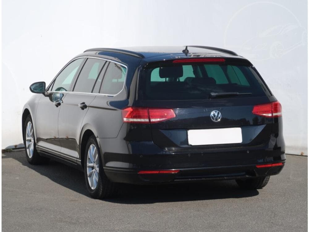 2015 Volkswagen PASSAT - 4