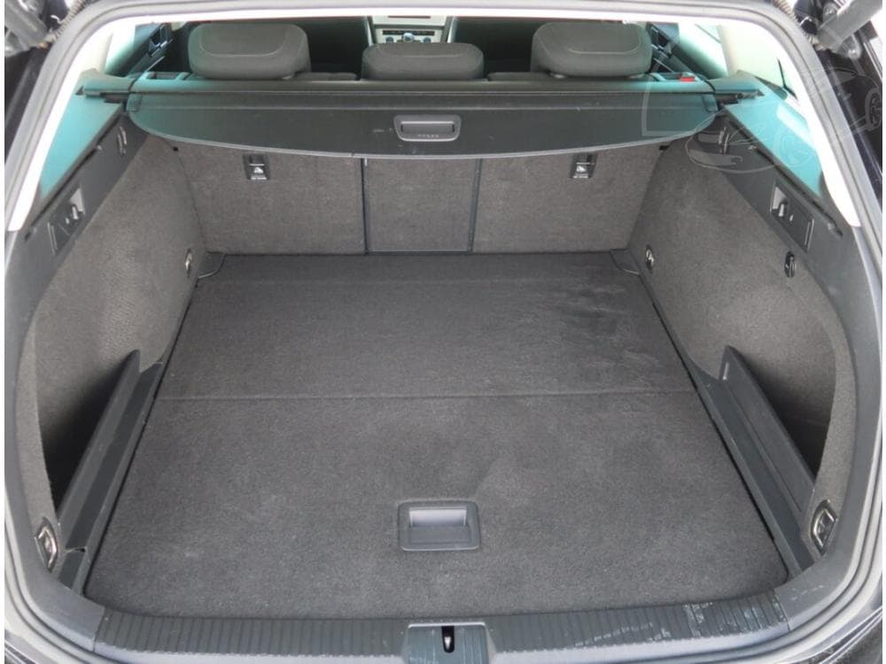 2015 Volkswagen PASSAT - 14