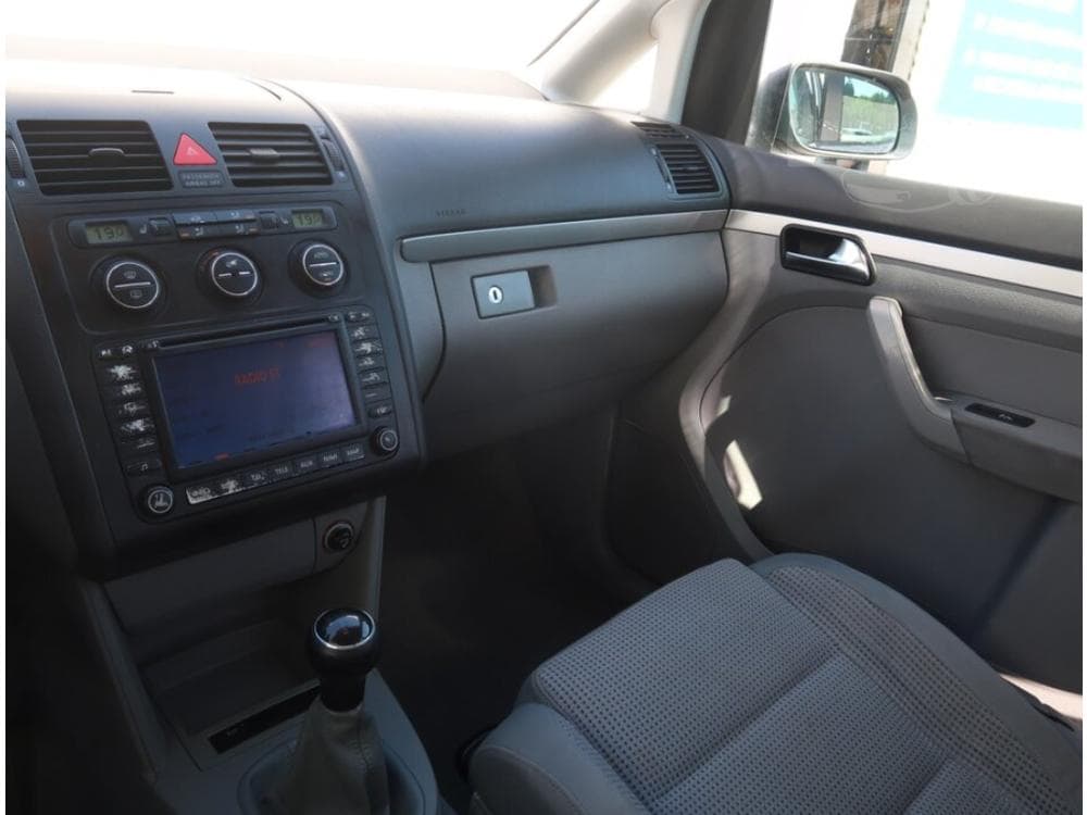 2003 Volkswagen TOURAN - 8