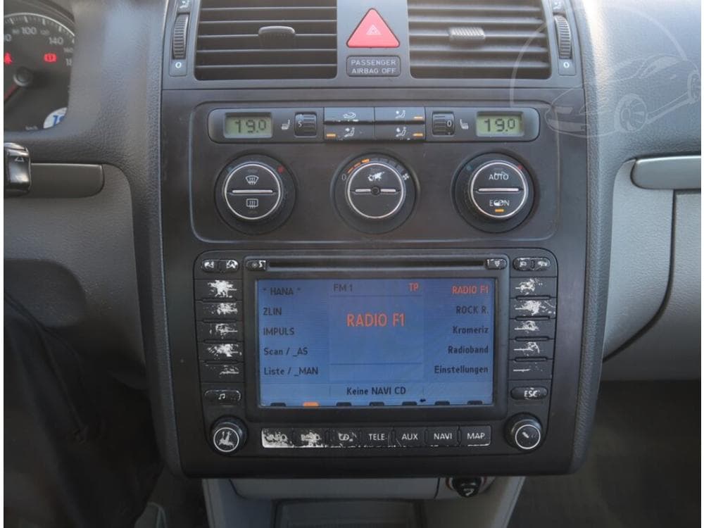 2003 Volkswagen TOURAN - 12