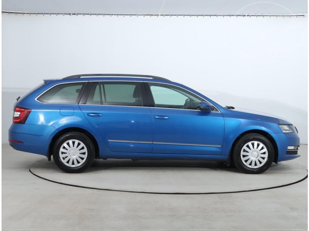 2017 Škoda OCTAVIA - 16