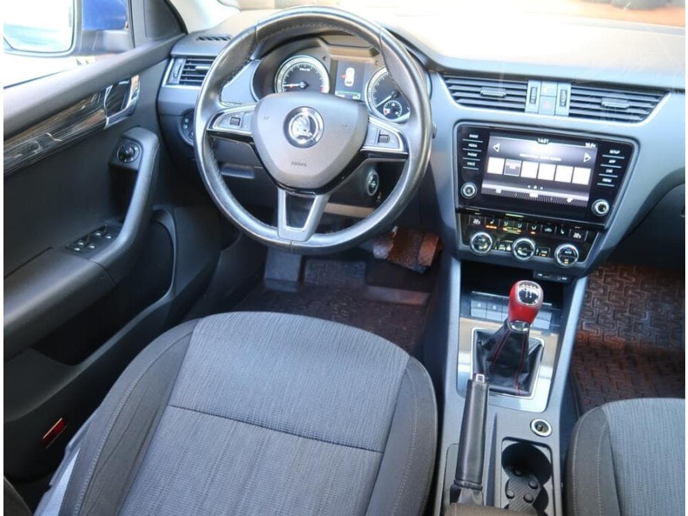 2017 Škoda OCTAVIA - 19