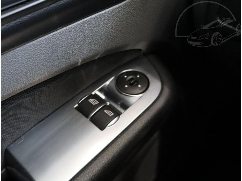 2011 Ford FOCUS - 13