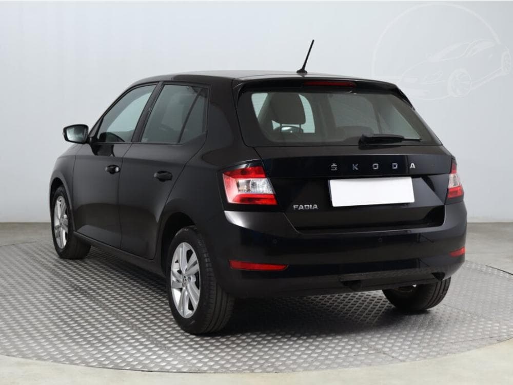 2020 Škoda FABIA - 10