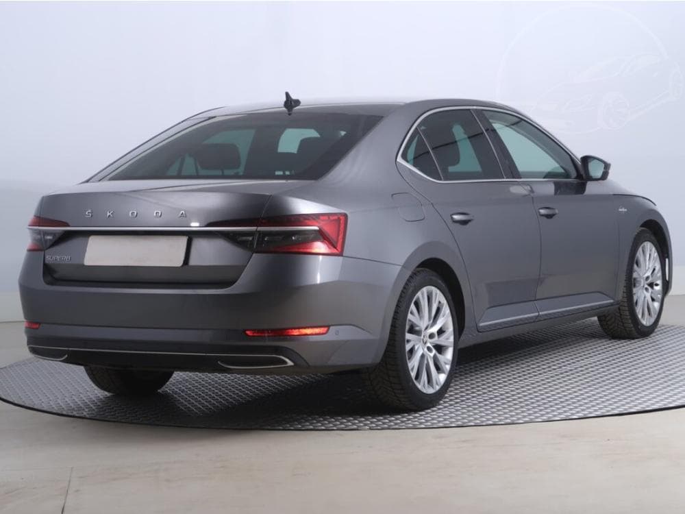 2023 Škoda SUPERB - 9