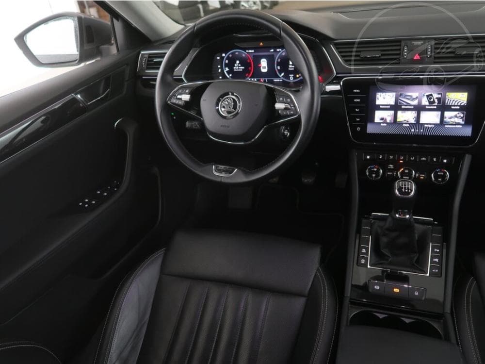 2023 Škoda SUPERB - 13