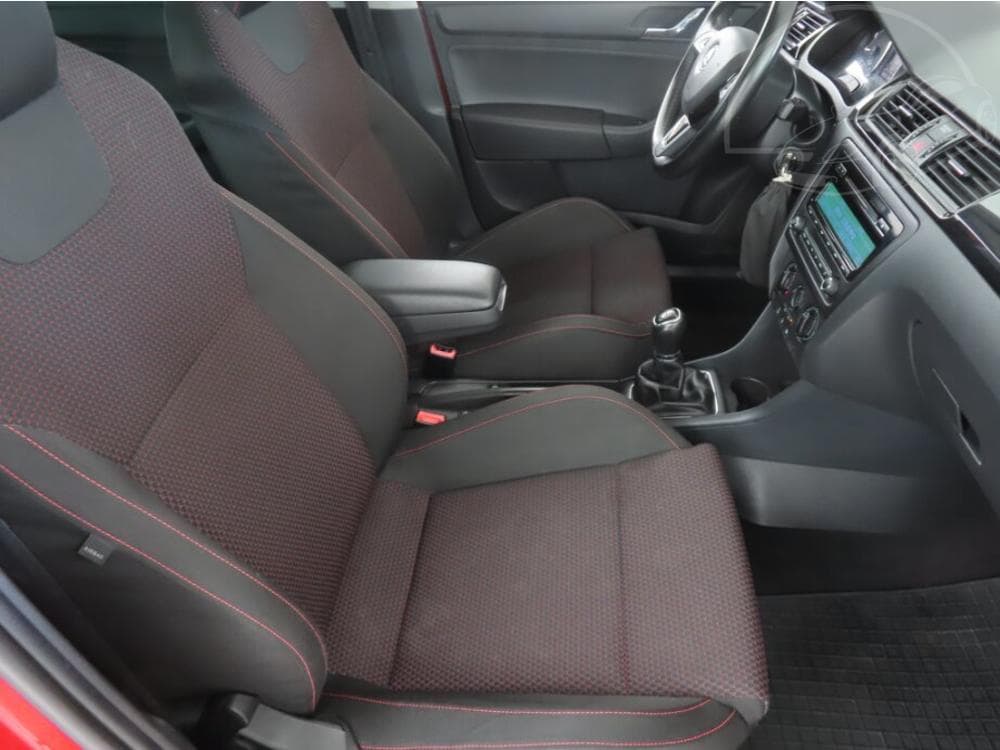 2014 Škoda RAPID - 9