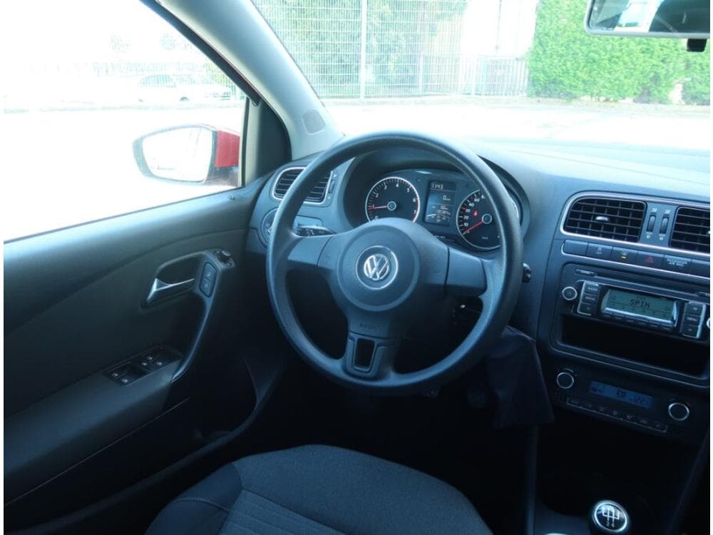 2010 Volkswagen POLO - 7