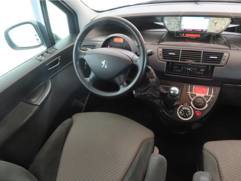 2014 Peugeot 807 - 7