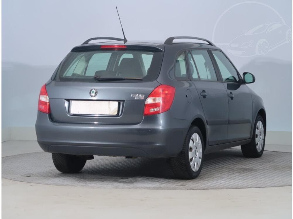 2011 Škoda FABIA - 5