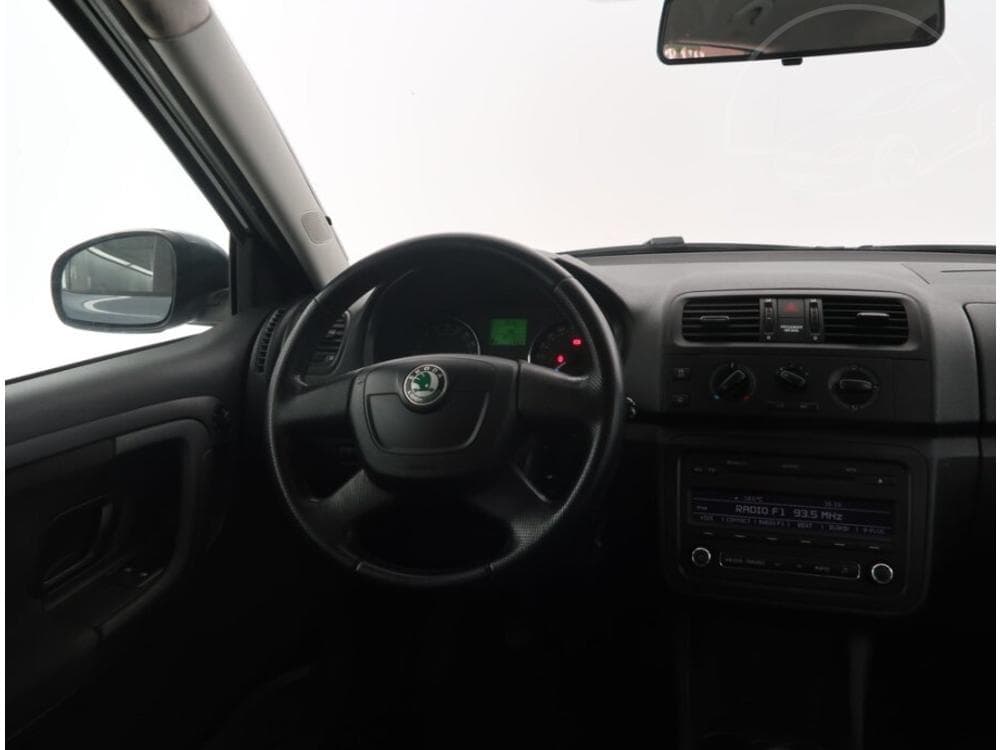 2011 Škoda FABIA - 7