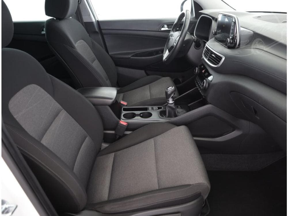 2020 Hyundai TUCSON - 19