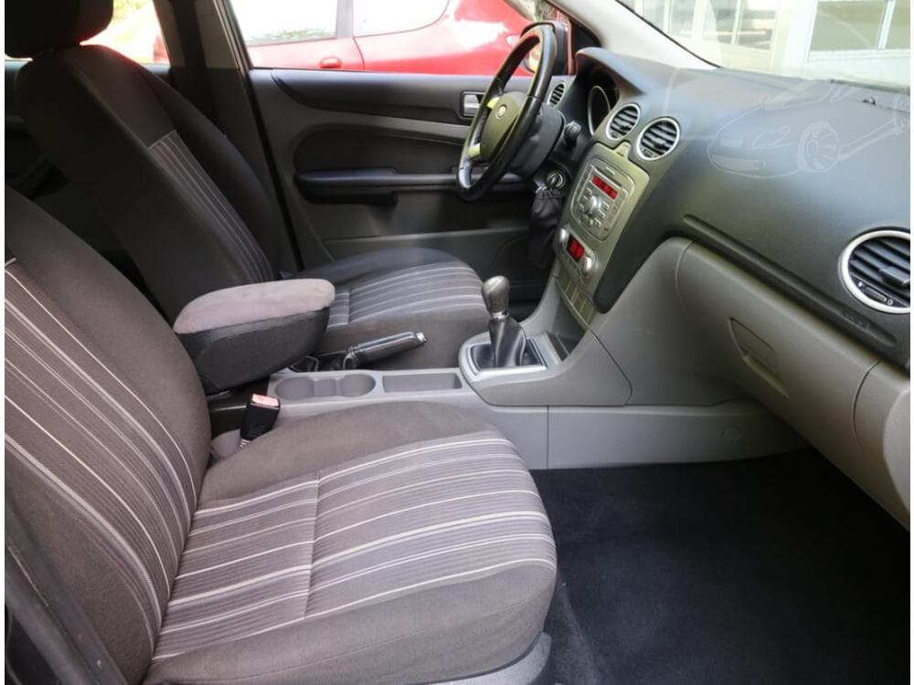 2008 Ford FOCUS - 25