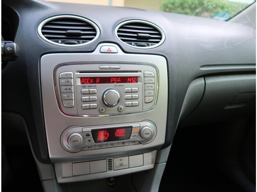 2008 Ford FOCUS - 34