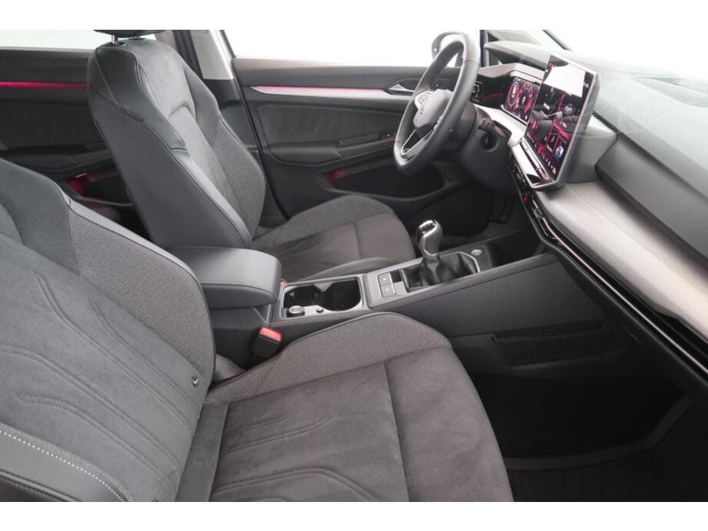 2025 Volkswagen GOLF - 17