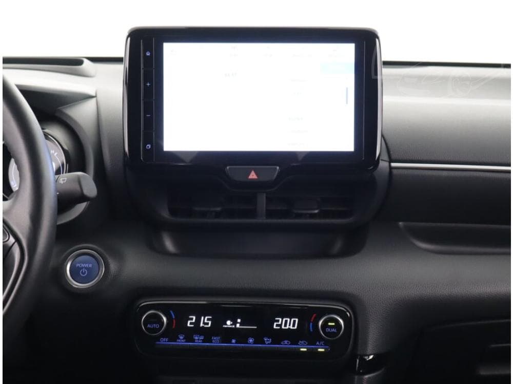 2023 Toyota YARIS - 23