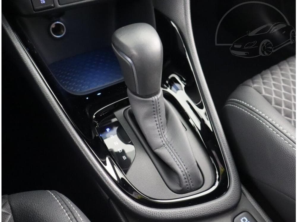 2023 Toyota YARIS - 25