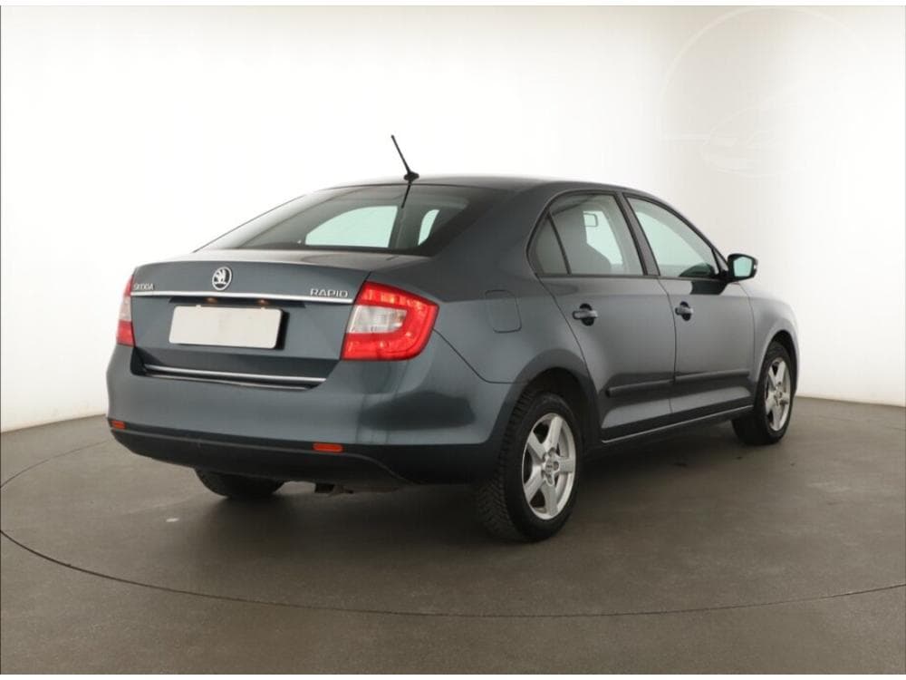2016 Škoda RAPID - 9