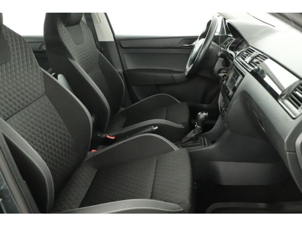 2016 Škoda RAPID - 13