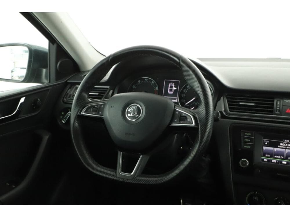 2016 Škoda RAPID - 25